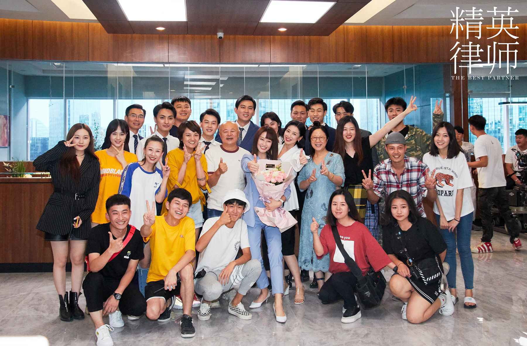 《精英律师》杀青 蓝盈莹披荆斩棘诠释律政新人成长