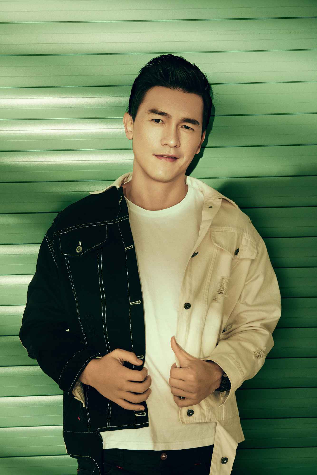 今日新闻:孙信宏《弯弯的大湾》杀青 硬派演技诠释多面脚色