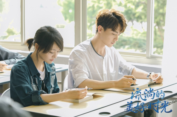 今日新鲜事:《流淌的优美年华》暖和开播,TCL助力优美糊口