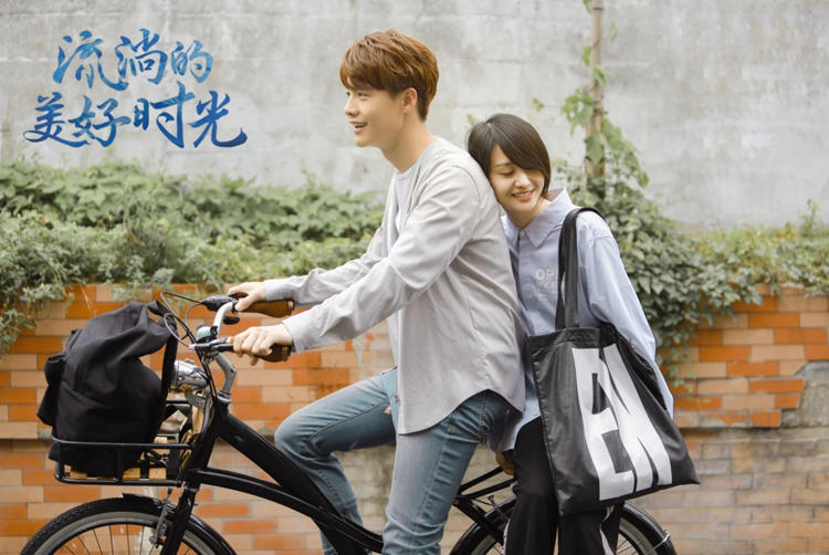 今日新鲜事:《流淌的优美年华》暖和开播,TCL助力优美糊口
