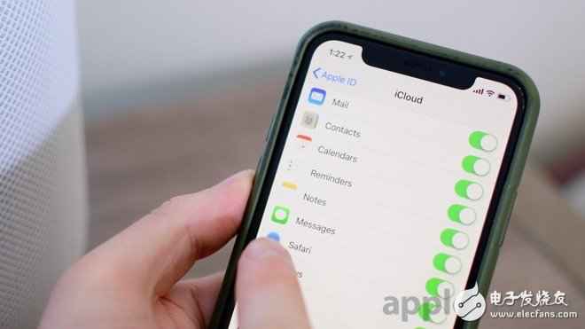 头条新闻:苹果宣布的iOS 11.4正式版都有哪些内容？值得去更新吗？