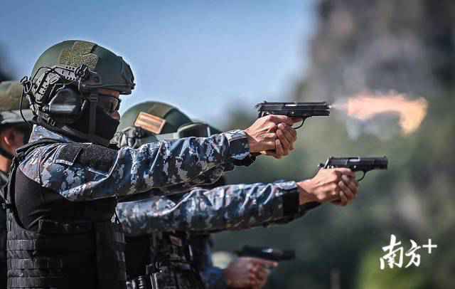 反恐精英 沙场砺兵