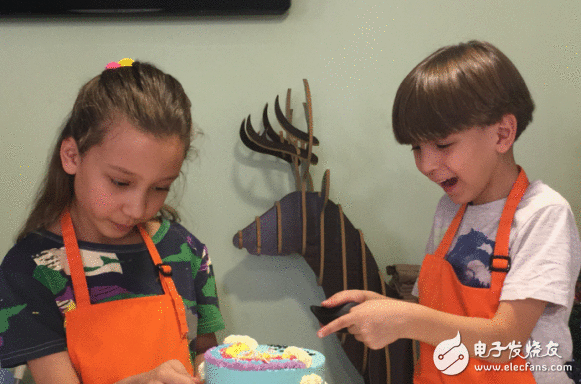 高质量的伴随用佳能HF R86跟孩子一起生长：小机身 大伶俐