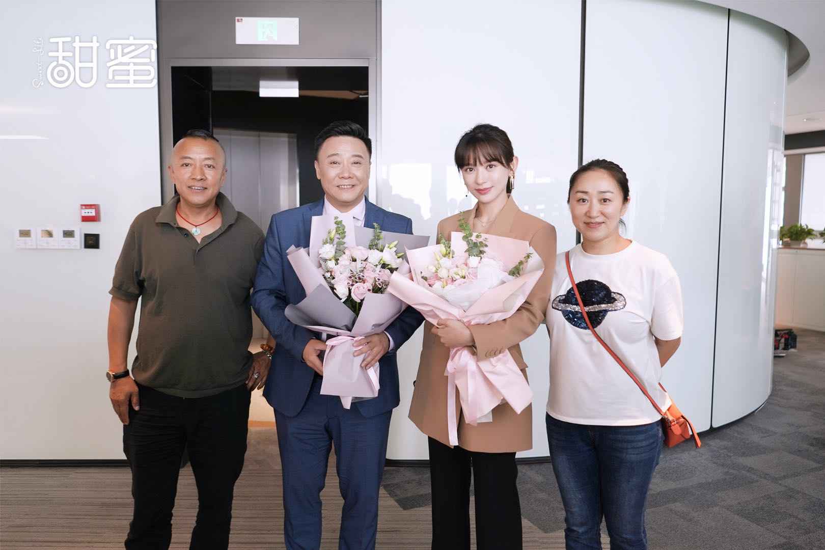 电视剧《甜蜜》圆满杀青 施诗不畏挑战诠释职场“态度女神”