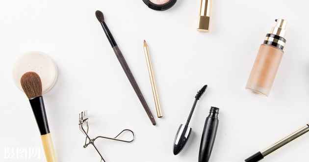 海淘“爆款”扮装品竟然产自小作坊