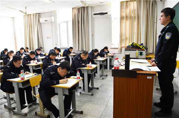  北京6000余民警介入高级法律资格测验 为积年人数最多