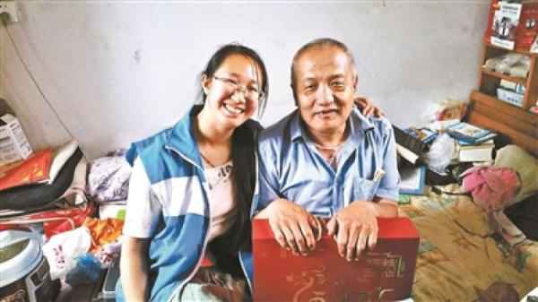  “90后”北京大妞：养老驿站的“全民闺女”