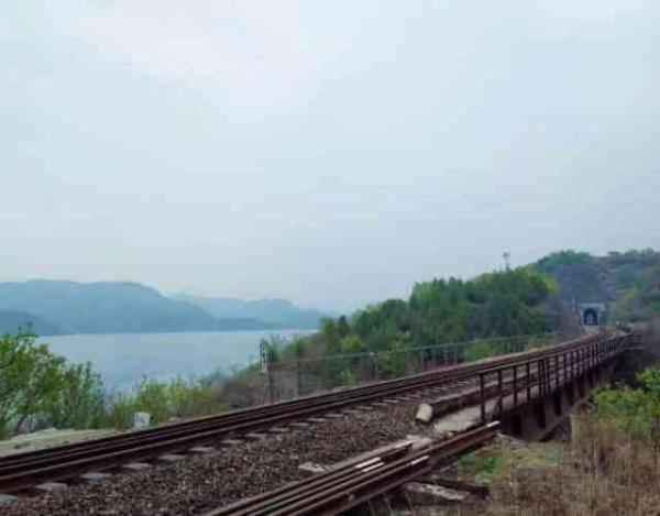  一路全是美景!北京市郊铁路怀密线嫡全线开通