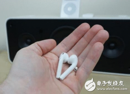 苹果蓝牙耳机AirPods供给不敷 发货延期至2018年头