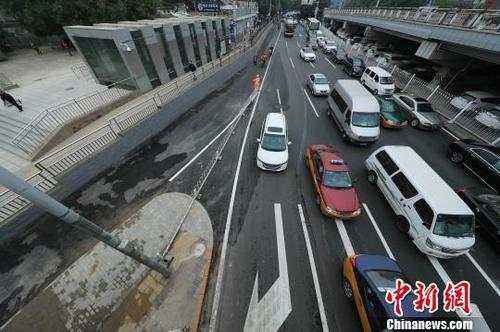  这些处所要绕开！北京宣布清明期间交通出行提示