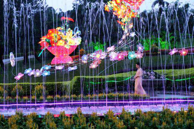 云台花圃2018中秋灯会正式亮灯！这场“粤”色灯展不行错过