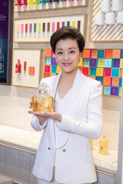 传承百年香氛，品优雅 LAN香水 法国娇兰携品牌密友杨澜谨慎揭幕北京首家佳构店