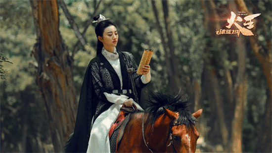 《火王》景甜和陈柏霖抢男主 被韩媒称为“古装QUEEN”