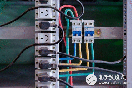 全球最大的比特币矿场：这家中国“矿场”用25000台电脑，挖掘了世界上4%的比特币