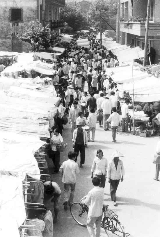 70年发展回眸：改革“模范生”浙江何以先行先试？