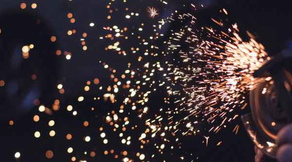  华为处事器收入增速全球排名第一