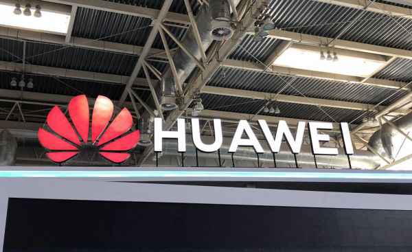  华为AI Fabric智能无损数据中心网络通过Tolly测评