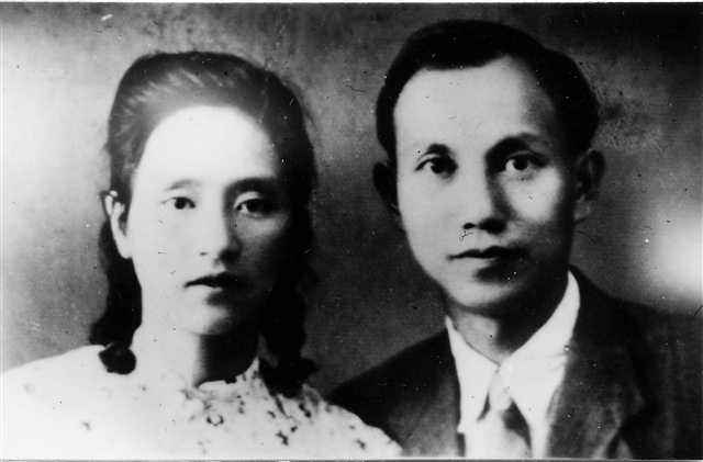 肖林：三块银元的故事