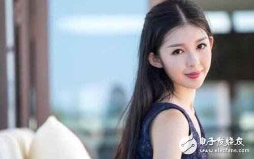 周慧敏晒健身照美艳感人，有什么科技是能让人美艳感人呢