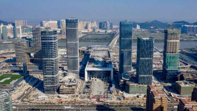 最新！探营横琴新“国门”：5米三道门，1分钟可从珠海到澳门