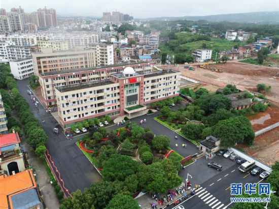 长征源小学的长征情