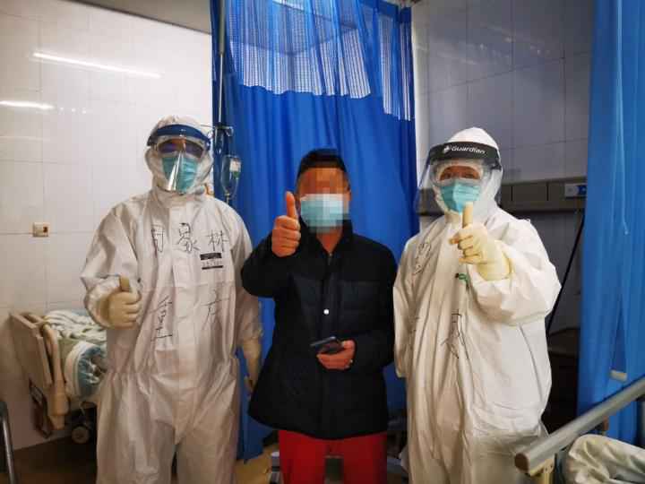 抗疫随队直击|“重庆、孝感相亲相爱” 两地医护人员互寄感激信连道五声“感激”