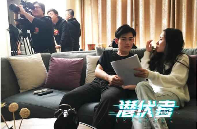 《暗藏者》31日盒饭LIVE首播 丧尸出没再掀风云