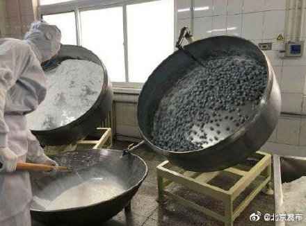  “尝鲜”喽！北京稻香村元宵开卖了