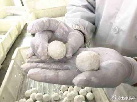  “尝鲜”喽！北京稻香村元宵开卖了