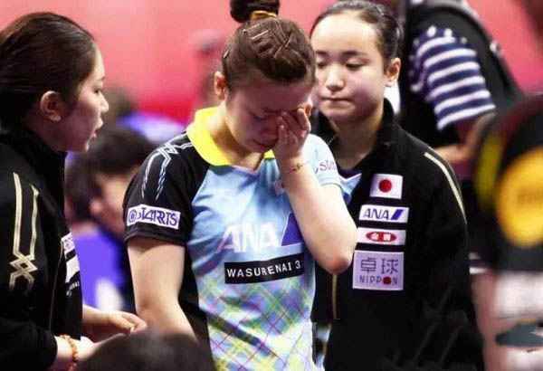 张怡宁打哭福原爱放水 瓷娃娃赛中输球落泪