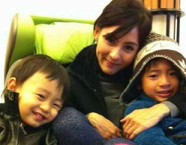 谢霆锋发声吊唁张柏芝了吗 两个儿子是母亲最大的慰藉