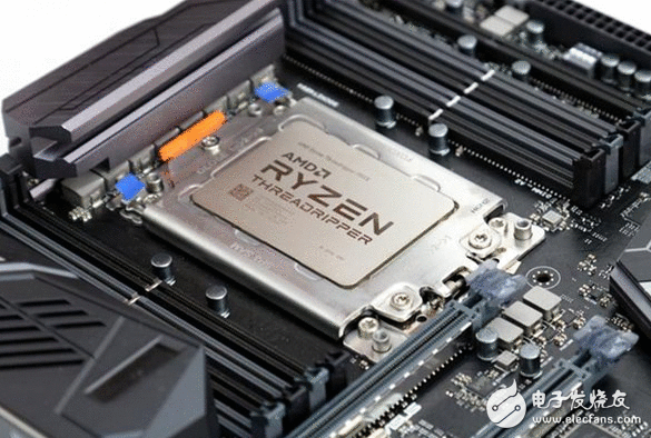 AMD Threadripper开箱图赏：从没有见过巴掌大的处理惩罚器！