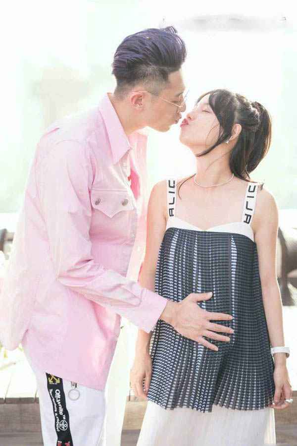 张嘉倪怎么认识的买超 掷中注定得男子