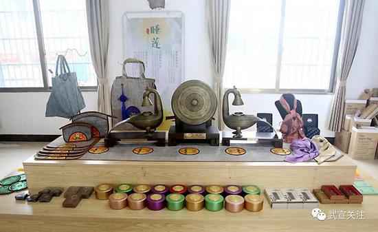 武宣县石耇村赵斌扬：“睡莲王国”的筑梦人