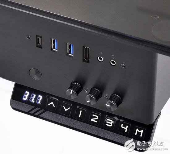 你不说我还觉得这是普通桌子！实际这是个售价1.4万元的电脑机箱！