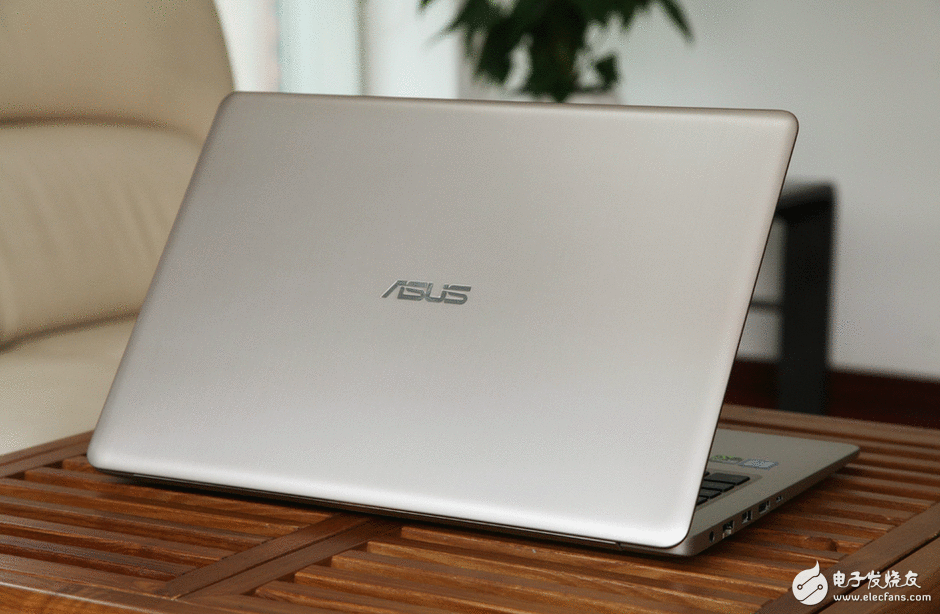 华硕航行碉堡NX580VD怎么样？航行碉堡NX580VD开箱图赏：沉稳又有科技感