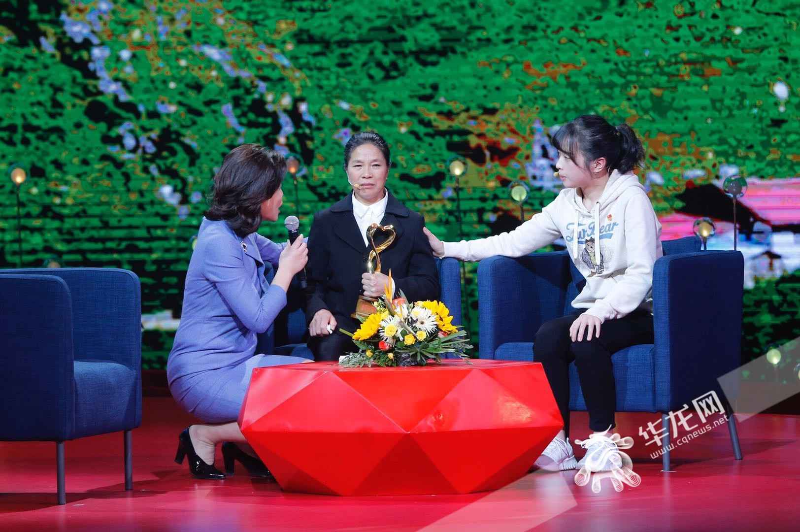 是爱是暖是空想 冬夜里这些人这些事打动一座城