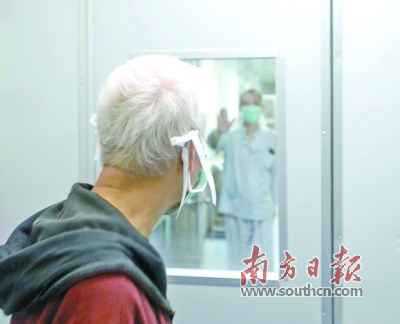 重见春天!4名危重症患者联名给医护写感激信