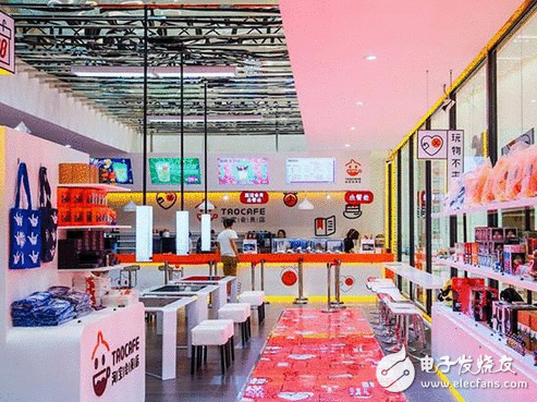 爱美妹子的福音啊~零售圈感动了 拥有这样一台无人彩妆机大概是每个女生的终极空想吧