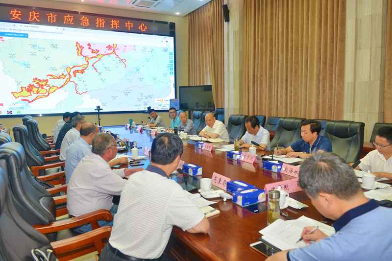 李建中在安庆督导查抄防汛救灾事情