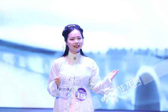 视频|00后玩转直播带货 他们在重庆第二届青年网络主播大赛上C位“出道”