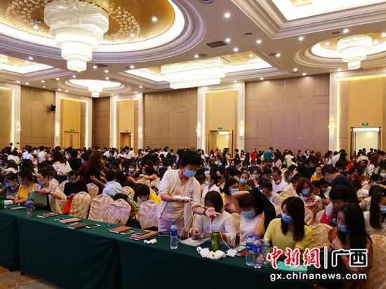 南宁市江南区冲击传销专业队凝心聚力助创城