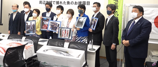 日本右翼组织渔船赴垂纶岛 被中国海警追击约四小时