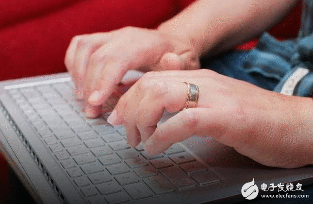 三星NoteBook 9条记本图赏：很是适合商务人士的产物