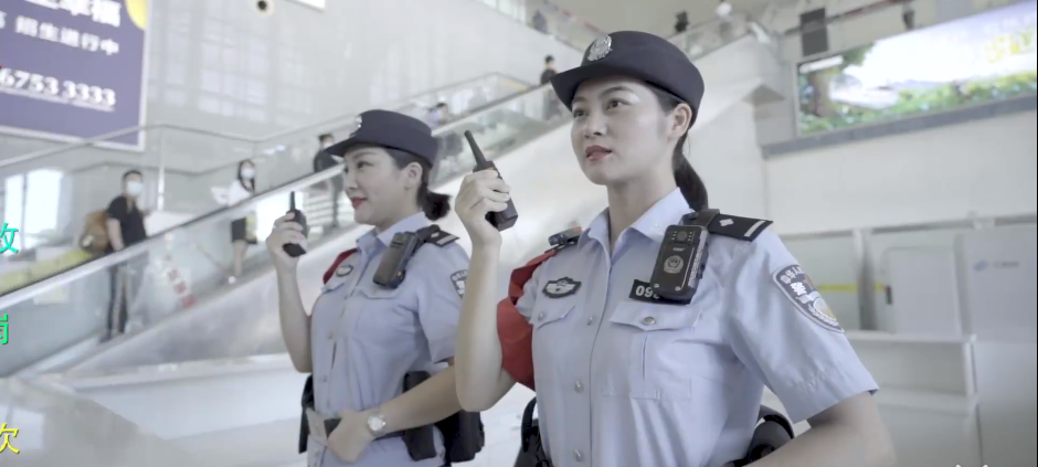海南铁路女警版《无价之姐》冲上热搜 网友直呼：这群小姐姐太飒了