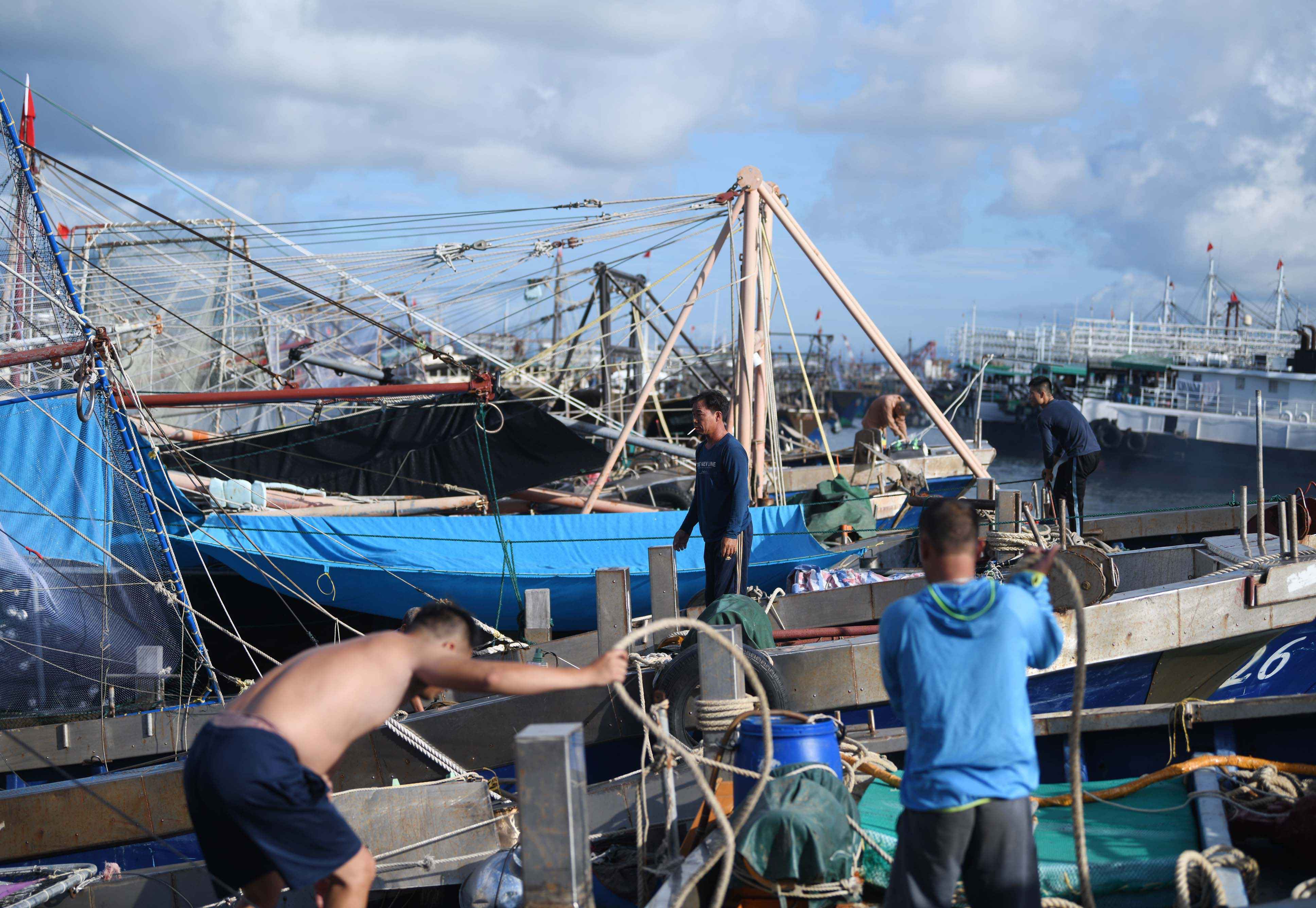 第十八届南海（阳江）开渔节进行