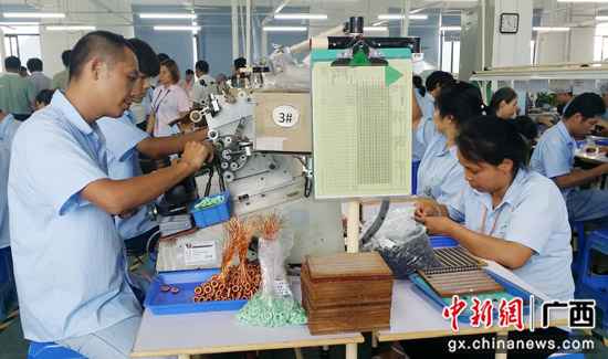 平乐家产会合区再添“新军” 仲泰电子开工