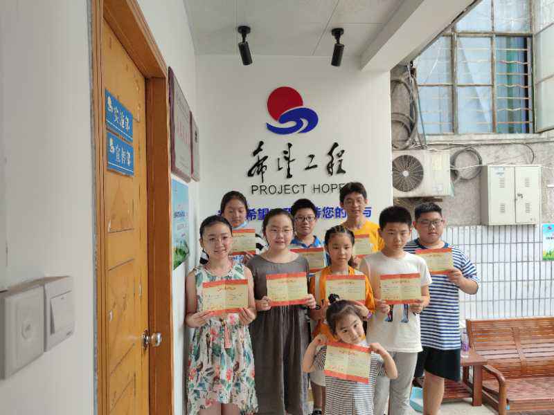 新老面目交叉但愿