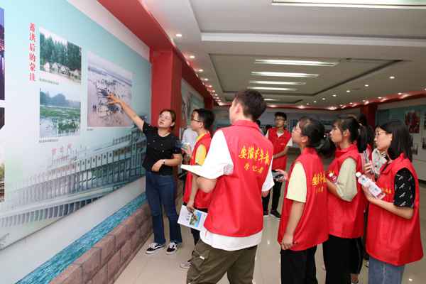 本报学生记者探访王家坝精神