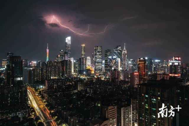 南边拍客看广东｜一周精选 湾区赏红月